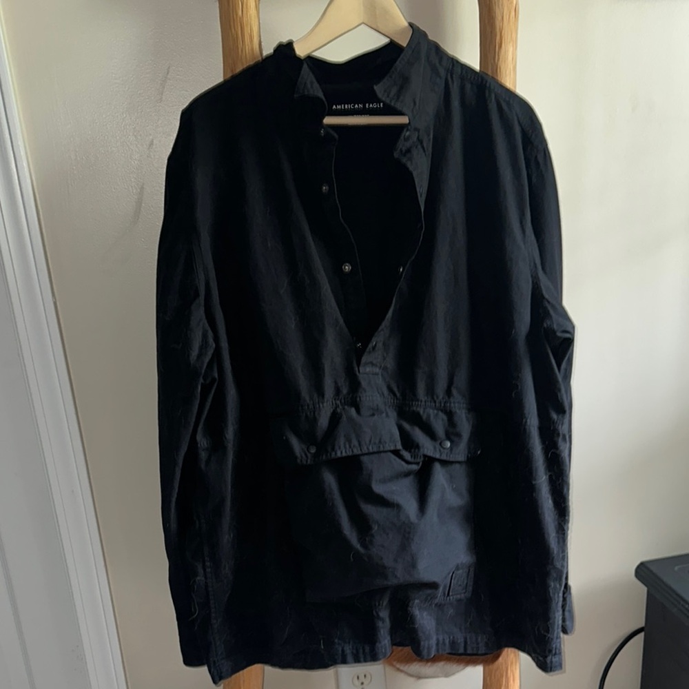 American Eagle Kangaroo Pocket Button Down Top / Shirt Jacket